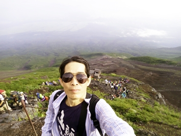 Sharing About Mountain Fuji Climbing Journey From Mr. Huynh Thanh Tong Training In Japan